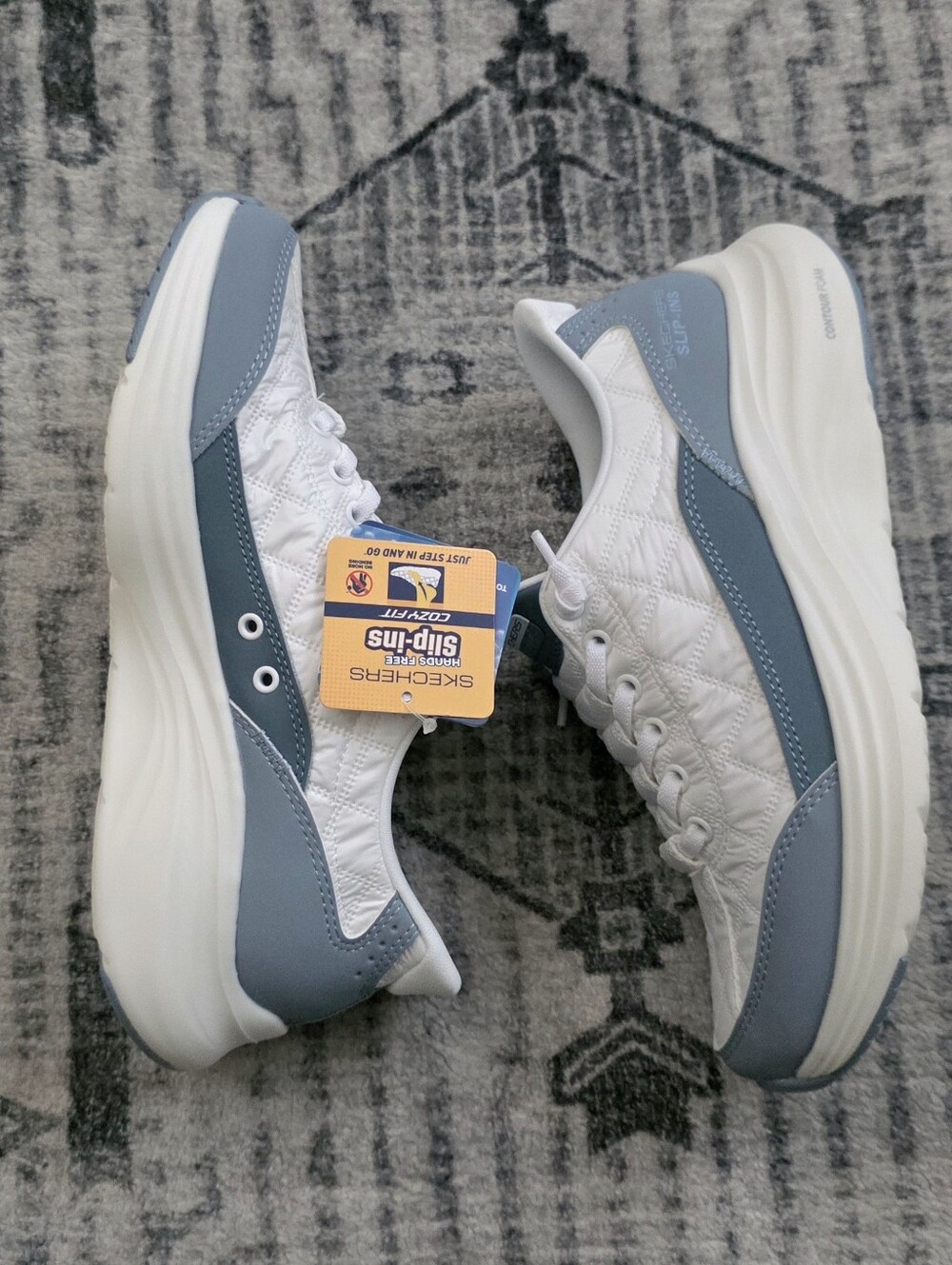 Skechers Slip-ins: Contour Foam - Cozy Fit women's New without box Size 7 white - Picture 3 of 8